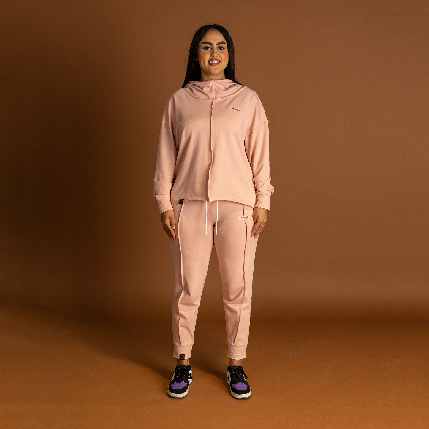 WOMEN'S HOODIE AND TROUSERS SET